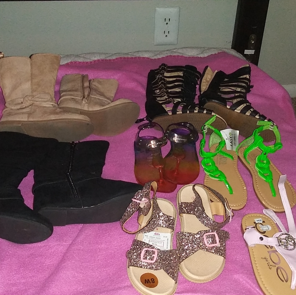 Bundle of Toddler Girl Size(8 and 9) SHOES(6) pairs
